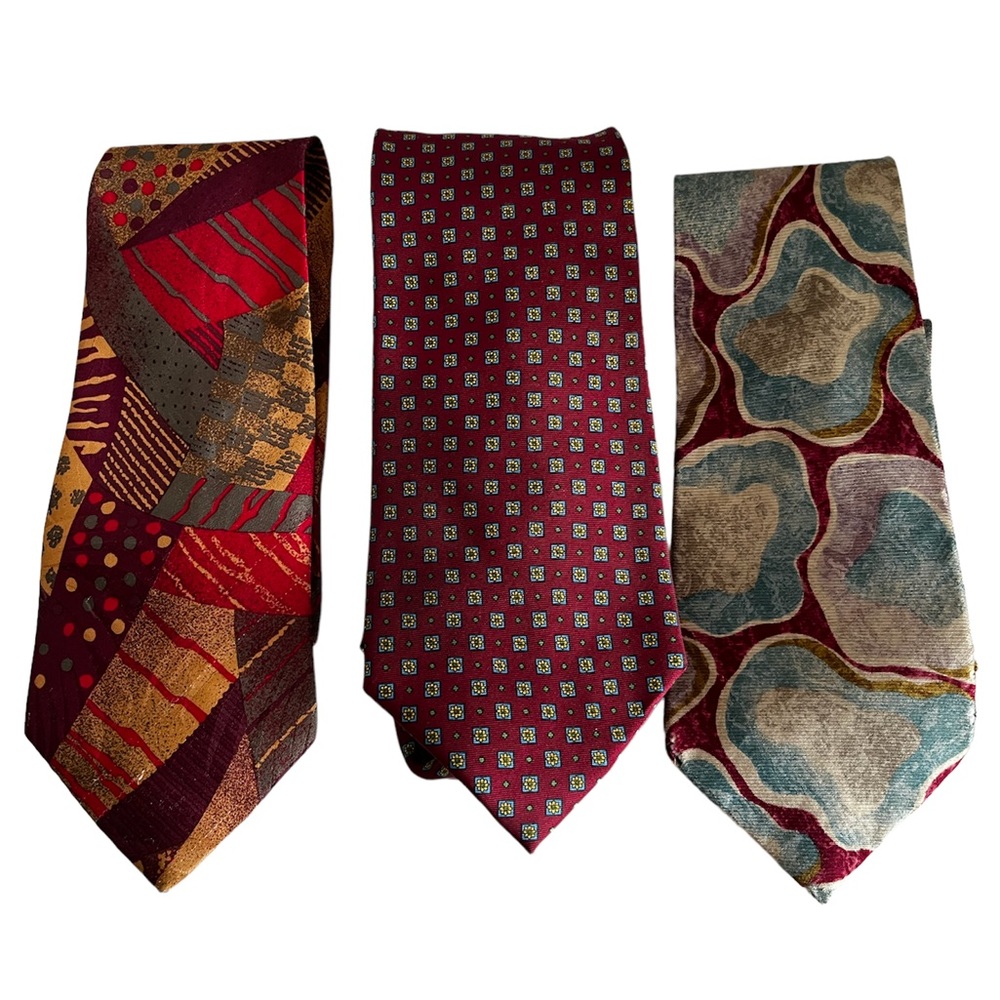 3 ASSORTED MODISH TIES